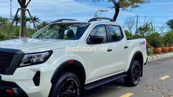 Nissan Navara 2022 PRO4X 2 cầu - 31000 km