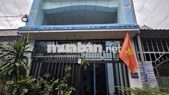 hang ngộp 2ty5 nhà 2 lầu gần Nguyễn thị Tú