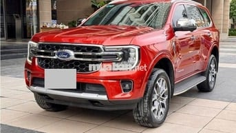 Ford Everest 2023 Titanium 2.0 AT 4x2 - 15000 km