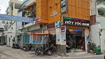 Bán nhà 4 x16m 1 lầu  MT Thích Quảng Đức. P4. Phú Nhuận