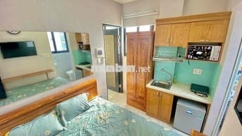 CHDV CHILL CHILL - Ngay VÒNG XOAY DÂN CHỦ - THANG MÁY, HẦM XE