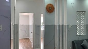 Bán căn hộ chung cư Lê Thị Riêng, lầu 3, Quận 10