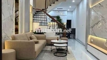 Đông Ngạc - 38m, 2 thoáng - Ô tô đỗ cửa - Sát phố, ngõ thông.