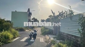 Đất 1 sẹc ngắn Hà Duy Phiên 2 mặt tiền trước sau 2,728m2 full thổ