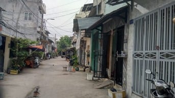 NHÀ GIÁ RẺ PHẠM HÙNG,ĐƯỜNG 6 M,NHÀ 1 TRỆT, 1 LẦU, 3 PHÒNG 