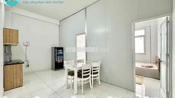 CĂN HỘ 2 PHÒNG NGỦ - FULL NỘI THẤT - CỬA SỔ BAN CÔNG