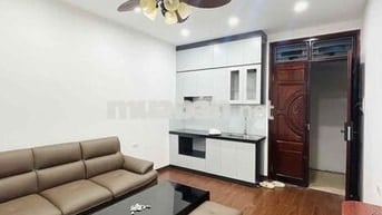 Hiếm! Bán nhà hơn 3 tỷ ,70msổ đỏ tầng 3,phố Lò Đúc,lôgoc, đẹp miễn chê