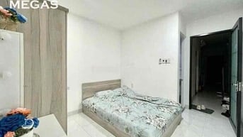 1 PHÒNG NGỦ - TÁCH BẾP - BAN CÔNG - THANG MÁY - NGAY VÒNG XOAY DÂN CHỦ