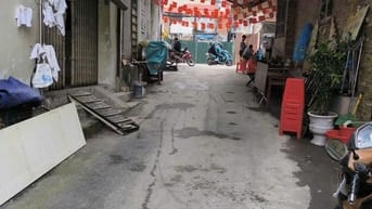 Cho thuê tầng 2, 3 nhà 904B La Thành, Giảng Võ, DT 47m2/tầng + bếp, WC