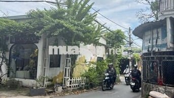 BÁN NHÀ NGAY CHỢ AN NHƠN, (P AN NHƠN),  NGANG 5.4M HIẾM,  GIÁ 4.6 TỶ