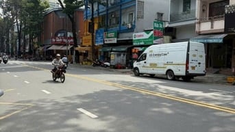 Nhà mặt tiền Nguyễn Chí Thanh. Chỉ 26tỷ