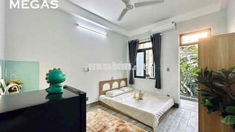 Căn Hộ Ban Công ngay Nguyễn Hữu Cảnh_Full nội thất gần Metro, Q1,Q2