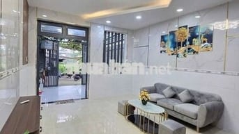 CẦN BÁN GẤP NHÀ ĐẸP 3 TẦNG GẦN NGAY LÊ VĂN QUỚI