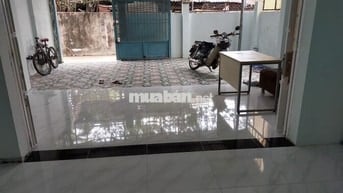 cần bán nhà cấp 4 ,108 m2 ,hóc môn , hẽm xe hơi đến nhà, gần chợ