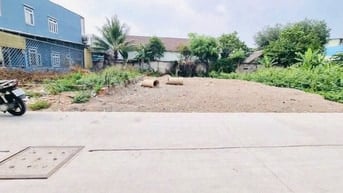 Đất đẹp 14x25 Full thổ cư Cách đường Nguyễn Thị Tú 100m SHR 