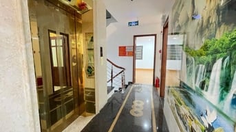 Mặt phố, 92,8m2, 9 tầng, mặt tiền 5,5m Ngã Tư Sở, Đống Đa, 39 tỷ 750. 