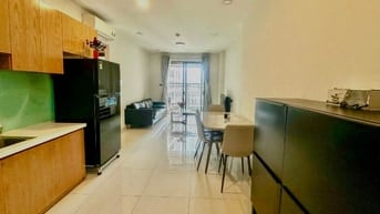 Cho thuê căn hộ Sài Gòn Royal 2 PN, full nội thất cao cấp 60m2