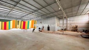 Cho thuê kho, xưởng 380m2 Giá rẻ