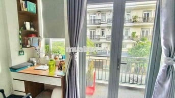 Phòng 40m2_1PN 1 phòng khách ban công,MG riêng_Phan Xích Long,PN