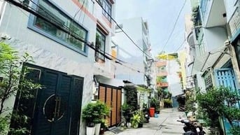 CHÍNH CHỦ CẦN BÁN NHÀ HXH NGUYỄN TRỌNG TUYỂN, PHÚ NHUẬN. GIÁ 5TỶ850 TL