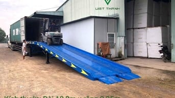 Cầu dẫn lên container - Dốc lên container
