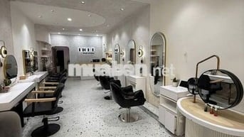 *** mặt tiền Cống Quỳnh; 88m2 đối diện đại học SKĐA trống suốt