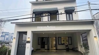 villa Chánh Nghĩa trung tâm Thủ Dầu Một 7 pn full nt