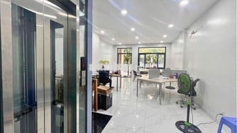 Cho thuê Trệt + Lầu Vạn Phúc City – Văn phòng mới đẹp, chỉ 20 tr/tháng