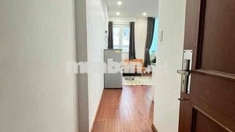 🏠 Phòng full nội thất Q7 – 5tr8, cọc chỉ 1.5tr – ở ghép 2 bạn siu rộng