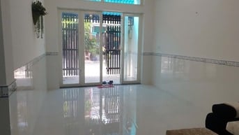 Cần BÁN GẤP nhà số 30. Đường DC 11. Quận Tân Phú 