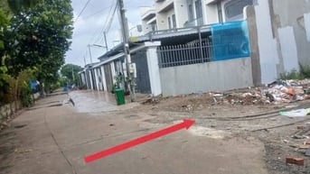 Chính chủ cần bán 144m2 đất sổ riêng thổ cư. Chỉ cần 300 triệu TT