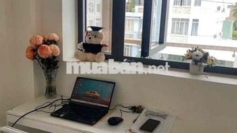 Phòng ban công Ngay Công Viên Làng Hoa, Tân Sơn