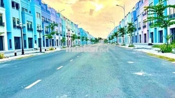 Nền Đường Đinh Công Trứ lộ Lớn vị trí kinh doanh đối diện trường học