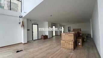 MB MTIEN 100M2 - KHU VĂN PHÒNG - SINH VIÊN CỰC KÌ ĐÔNG ĐÚC