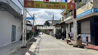 cẩn bán lô đất 2 mặt tiền trước sau nay cầu 201