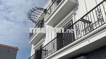 Bán nhà 52m2, 3 tầng hoàn thiện đẹp tại Văn Lâm, Hưng Yên chỉ 2.85 tỷ