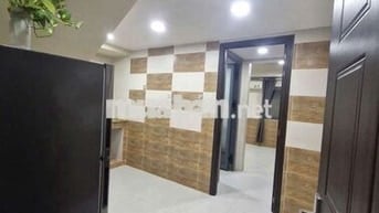 Căn nhà cao cấp trống tầng trệt