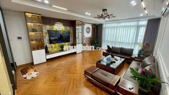 Nhà đẹp Lung Linh phố Ngọc Lâm,Long Biên, Ôtô vào nhà, Ful Nội Thất.