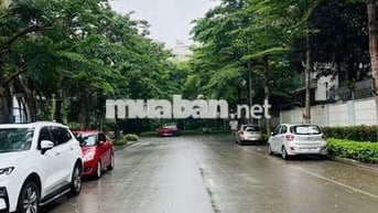 BÁN CĂN HỘ NO4A NGOẠI GIAO ĐOÀN  DT: 79M; TẦNG TRUNG ĐẸP