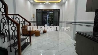 Bán nhà Bình Tân, 32m2- 3 tầng đúc, hẻm xe hơi quay đầu, 3,83 tỷ- HC