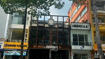 Bán nhà 632m2 đất - mặt tiền Nguyễn Chí Thanh, Quận 10