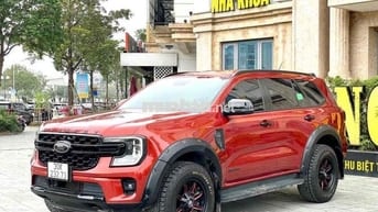 bán xe ford everet 2023 sport đỏ