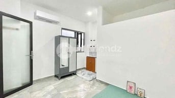 CHO THUÊ PHÒNG CỬA SỔ THOÁNG THANG MÁY - ĐH CÔNG THƯƠNG - TRƯỜNG CHINH