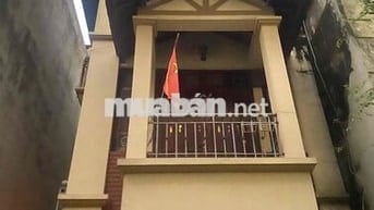 Bán nhà 3 tầng, thiết kế đẹp, dt75m gần bưu điện Hà Đông, giá 15,75 ty