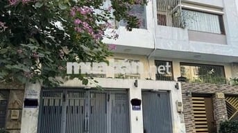 Cho thuê nhà hẻm 9m Đặng Thùy Trâm, 6x23m 7PN, 8WC, Trệt lửng 2 lầu ST