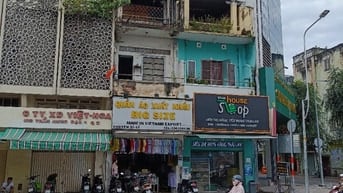 CẦN BÁN Nhà MT Nguyễn Trãi F7Q5 đt: 4,3m x 23m vuông vứt 3 lầu st