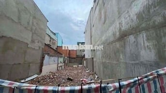 CHo thuê mbkd đất trống mặt tiền đường Nguyễn sơn 6,5x22m