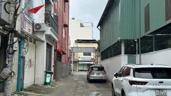 BÁN NHÀ CÁCH VÀI CĂN ĐẾN MẶT TIỀN ĐƯỜNG 