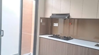 Bán nhà mới xây đường Trường Chinh, Phường 13, Quận Tân Bình