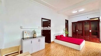 PHÒNG TRỌ FULL NỘI THẤT RỘNG RÃI CÓ BAN CÔNG THOÁNG NGAY TRUNG TÂM GV